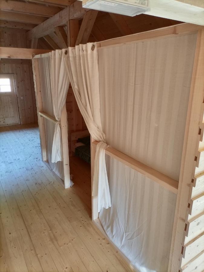 Kamp Beli Gaber Hotell Stari Trg pri Lozu Exteriör bild