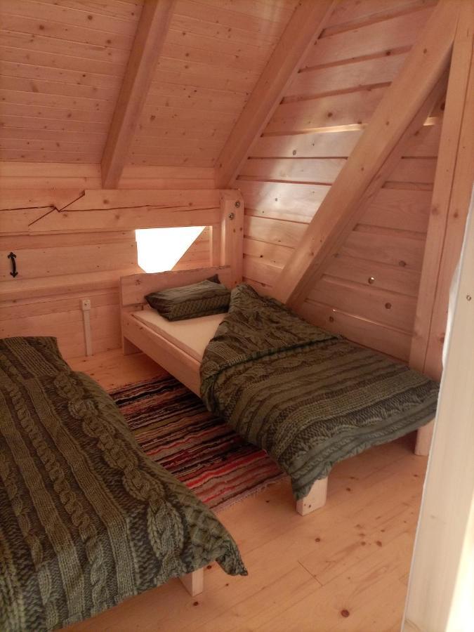 Kamp Beli Gaber Hotell Stari Trg pri Lozu Exteriör bild