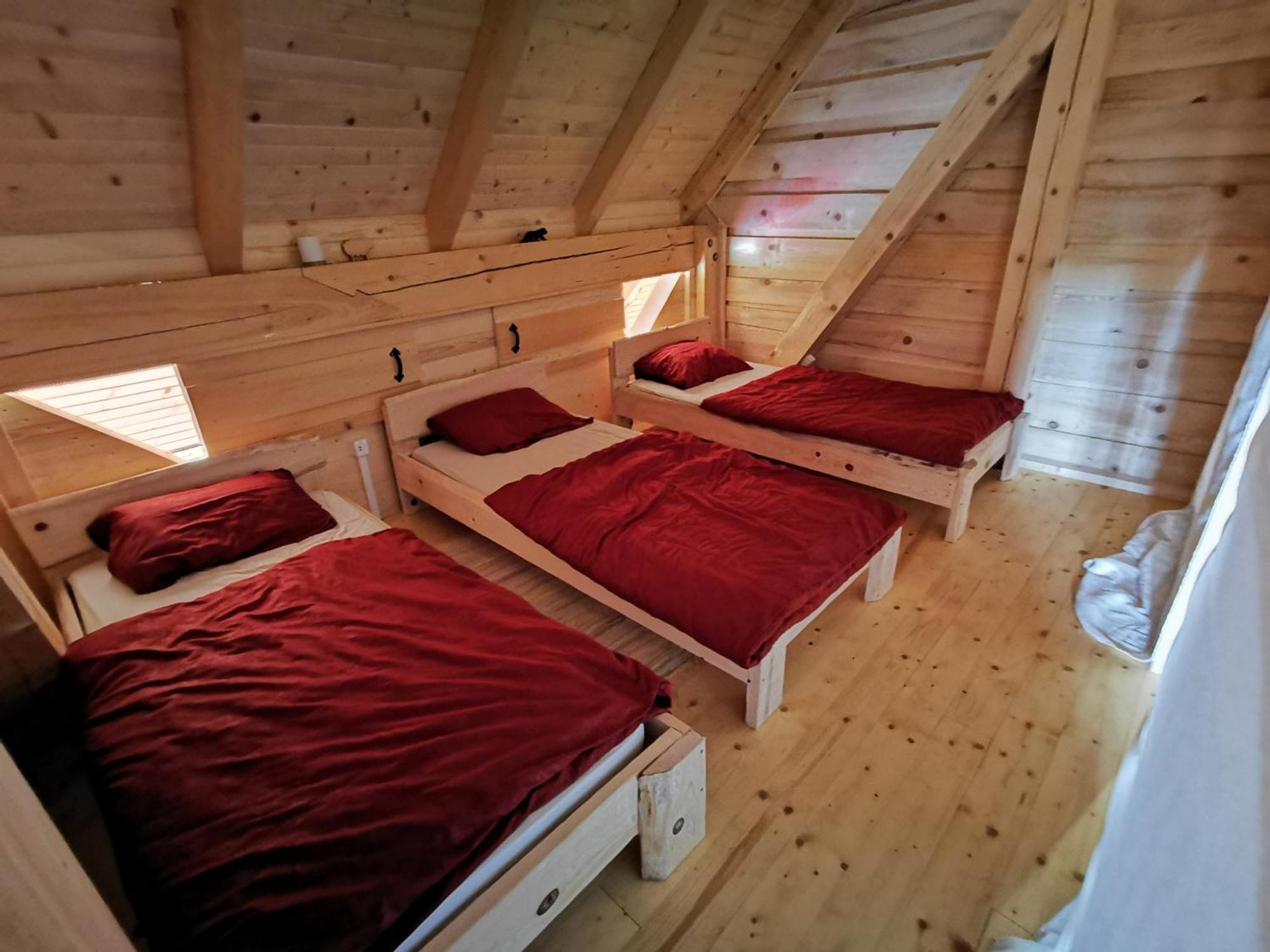 Kamp Beli Gaber Hotell Stari Trg pri Lozu Exteriör bild